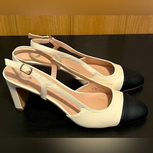 Journee Collection Womens Reignn Sling Back Mid Block Heel Almond Toe Pumps